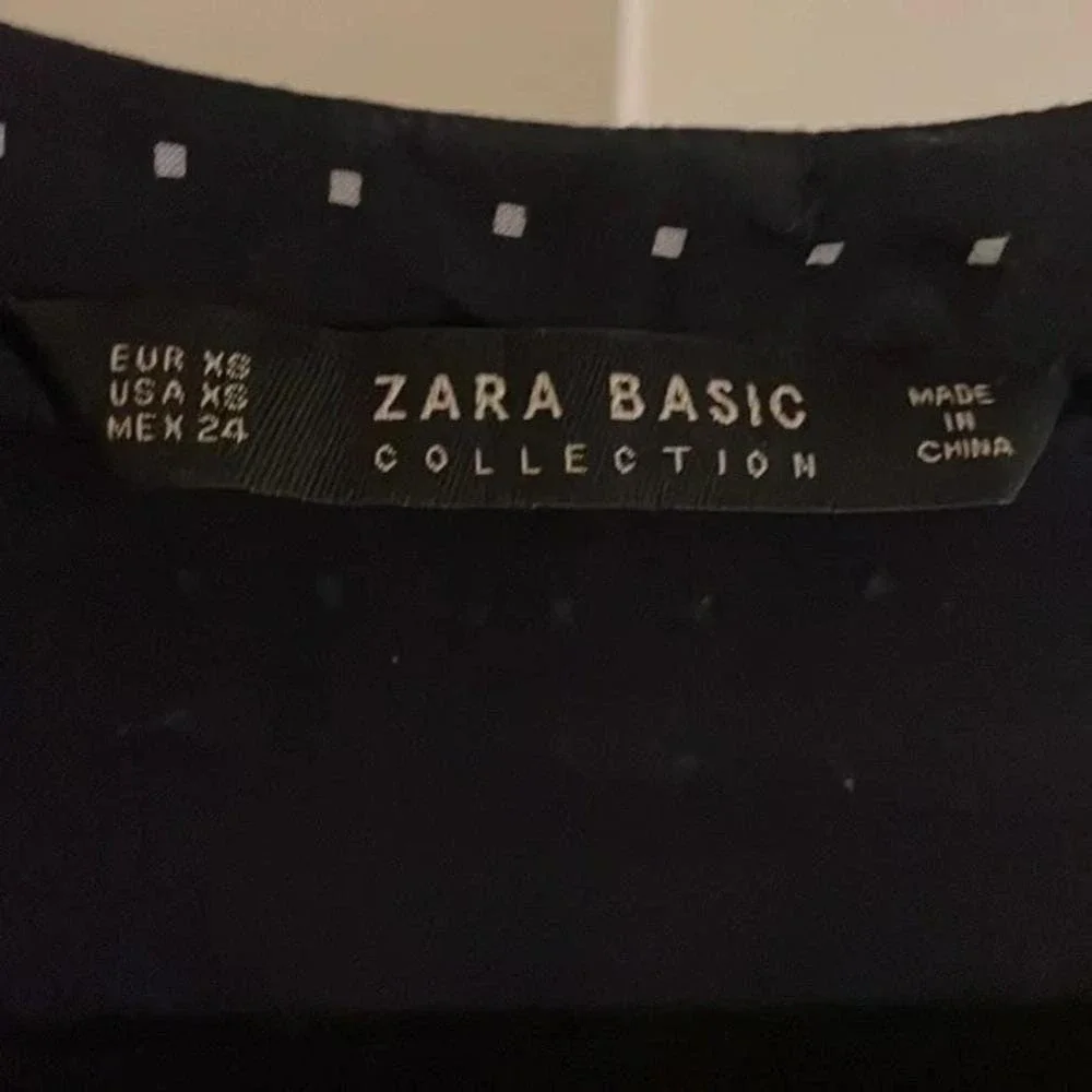 Zara Basic Polka Dot Blouse Long Sleeve Button Down Shirt XS - Picture 3 of 5